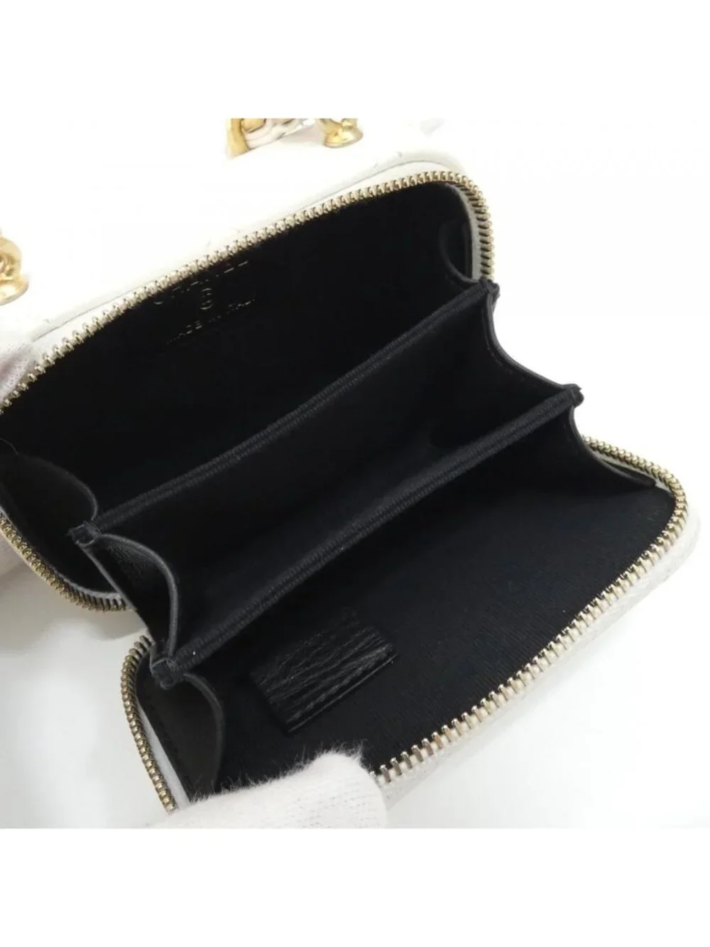 CHANEL authenticity listed